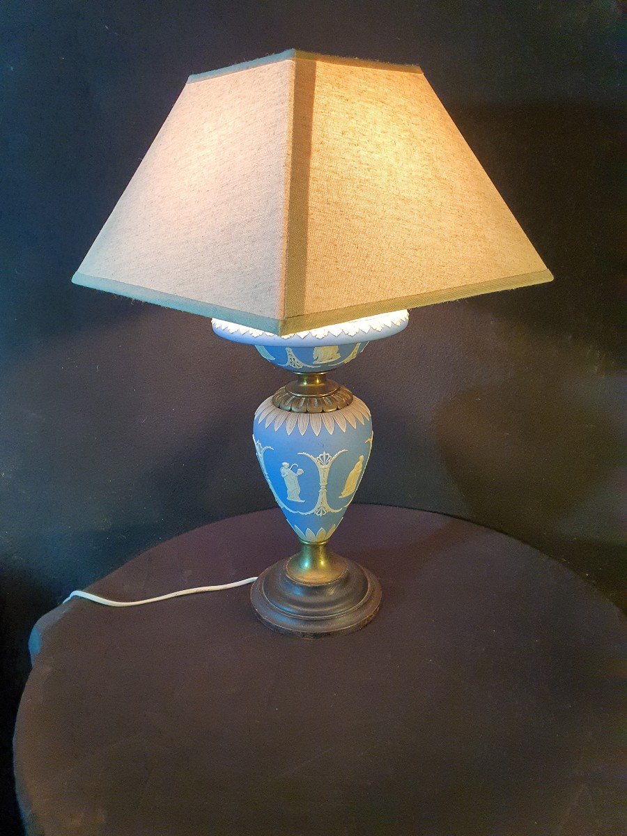 Neo Classic Wedgwood Porcelain Lamp. -photo-2