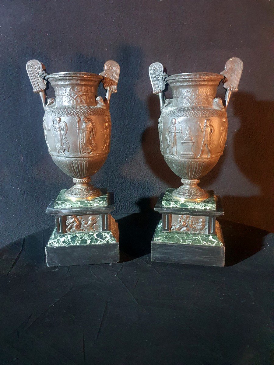 Pair Of Cassolettes Urns In Antique Style 19th Century. 