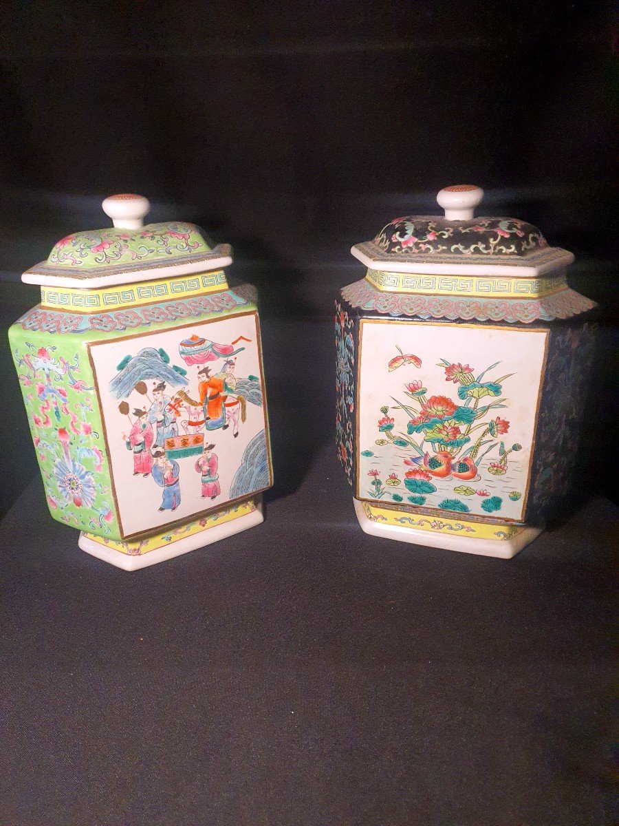 Pair Of Chinese Covered Vases, Ginger Jars. -photo-2