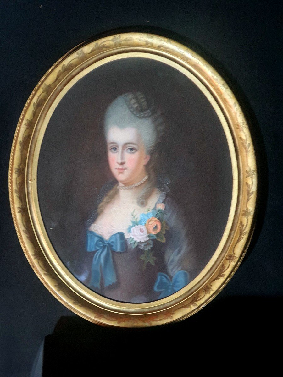 Very Large Pastel Portrait Of A Young Woman, Marie Antoinette, 18th Century. -photo-2