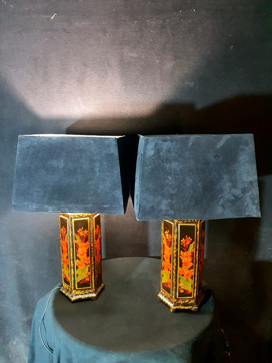 Pair Of Vintage Lacquered Wood Lamps With Chinese Flavor.-photo-3