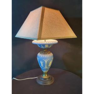 Neo Classic Wedgwood Porcelain Lamp. 