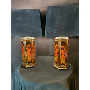 Pair Of Vintage Lacquered Wood Lamps With Chinese Flavor.