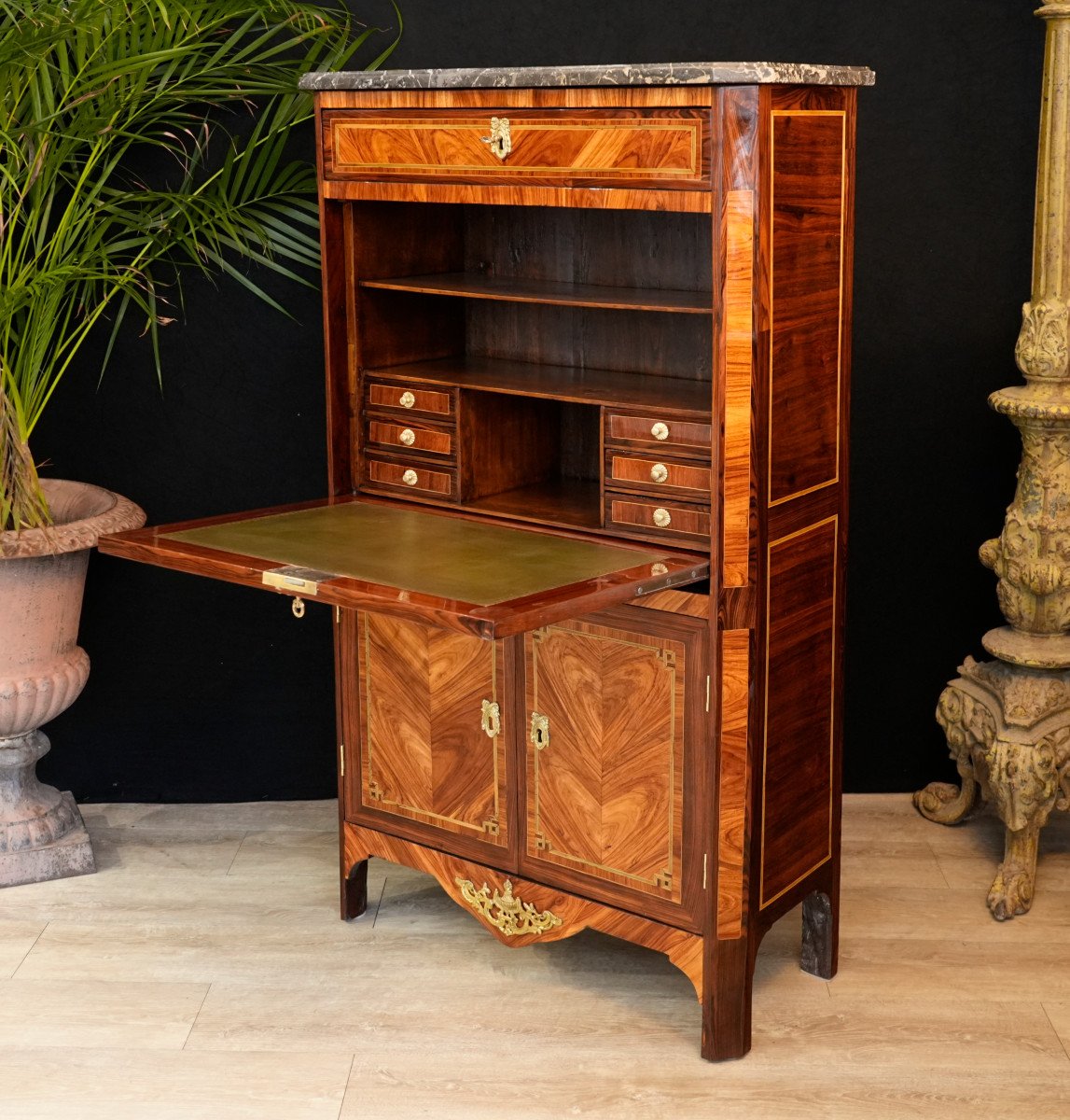 Louis XVI Secretary-photo-1