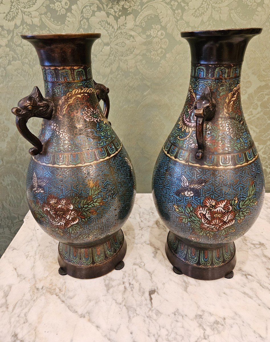 Paire De Vases Balustre En Cloisonnée. Chine Fin Du XIXeme Siècle. -photo-3