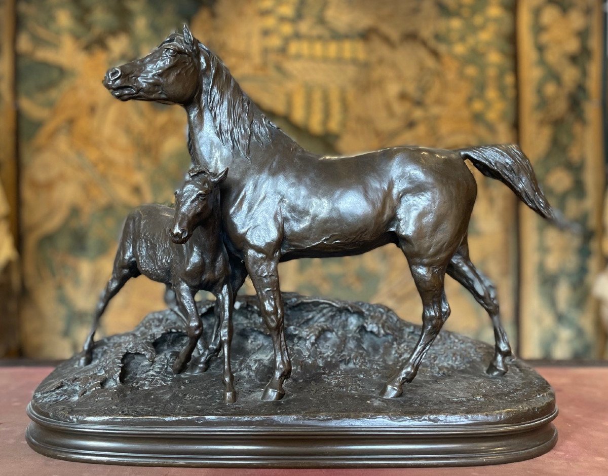 Mare And Her Foal, Large Bronze By Pj Mène