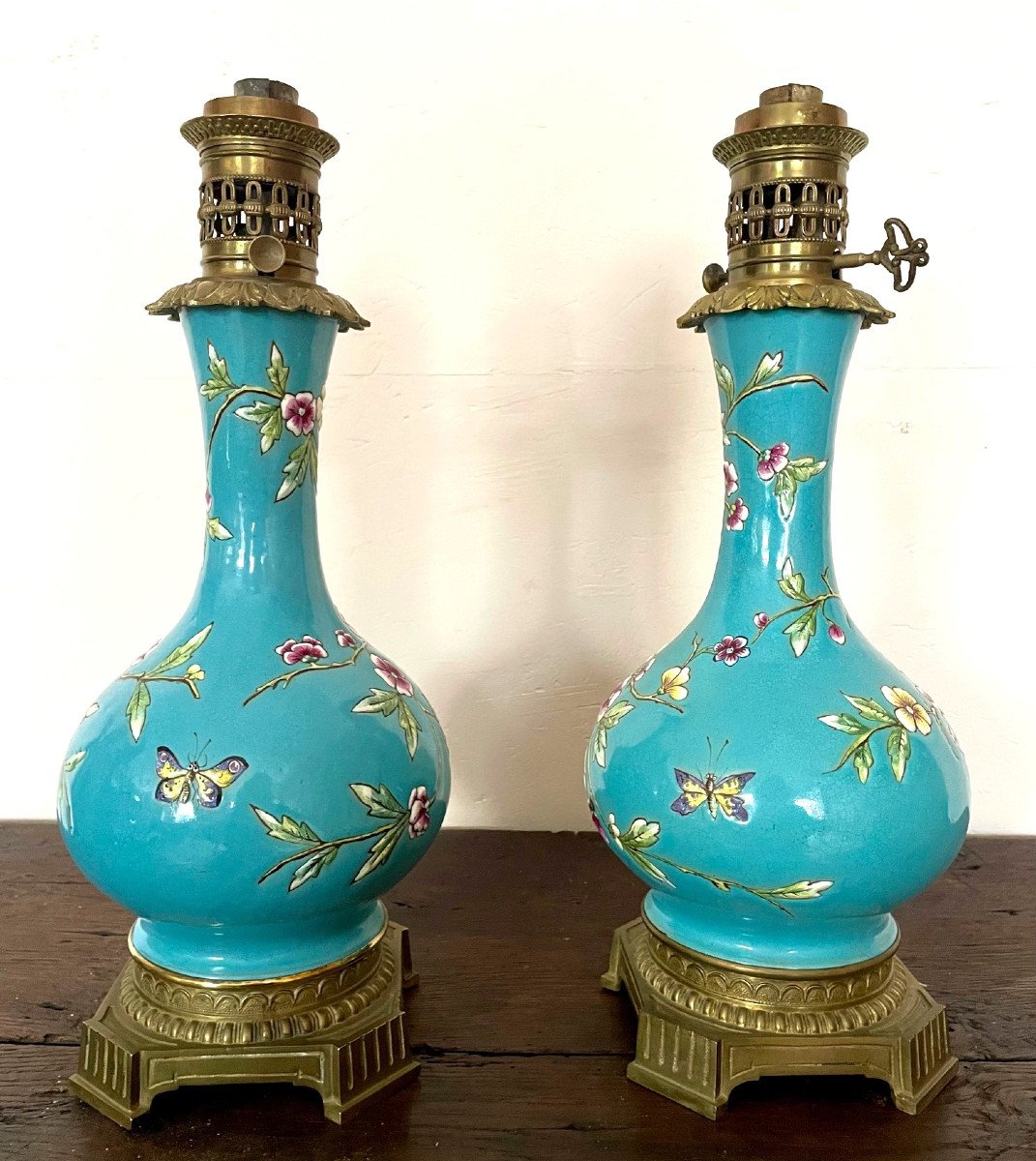 Pair Of 19th Century Ceramic Lamps-photo-3