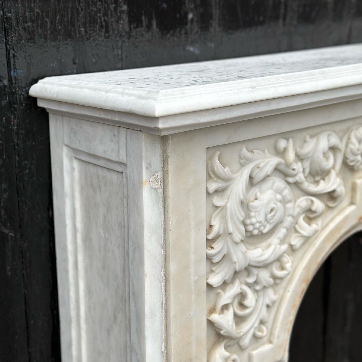 White Carrara Marble Fireplace Circa 1880-photo-4