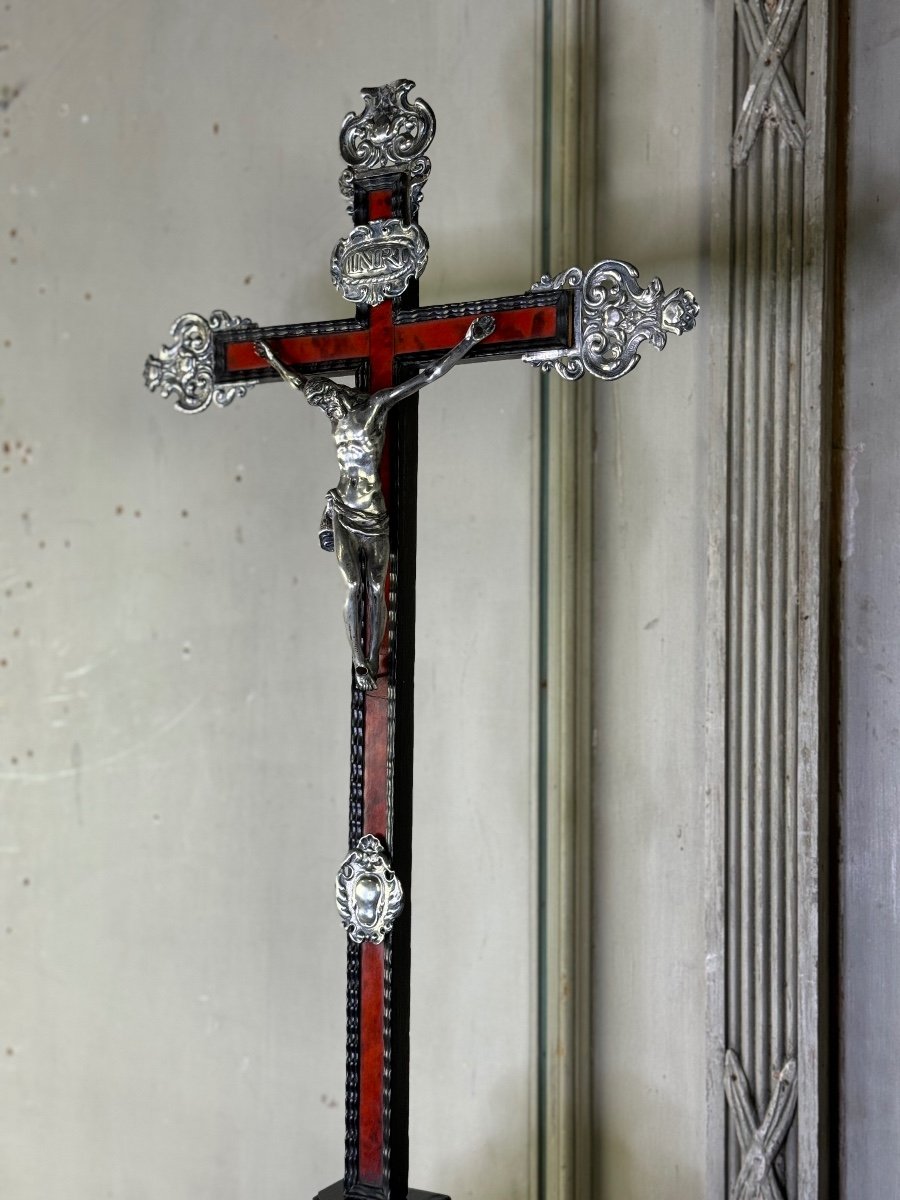 Christ En Croix, Crucifix En Bois Et écaille Rouge, Argent Massif, Anvers XVIIème Siècle-photo-1