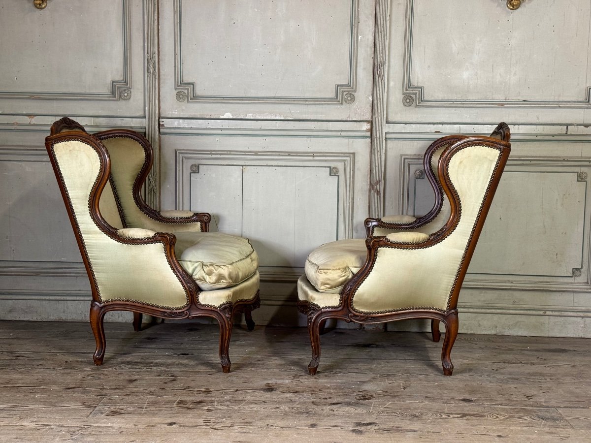 Pair Of Louis XV Style Bergeres In Finely Carved Walnut Around 1920-photo-8