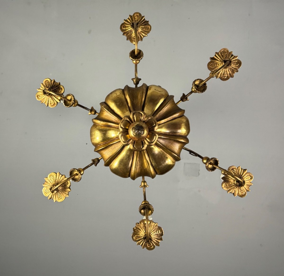 Chandelier In Golden Wood And Brass, Central Europe Circa 1900 -photo-2