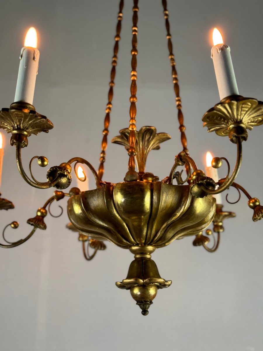 Chandelier In Golden Wood And Brass, Central Europe Circa 1900 -photo-4