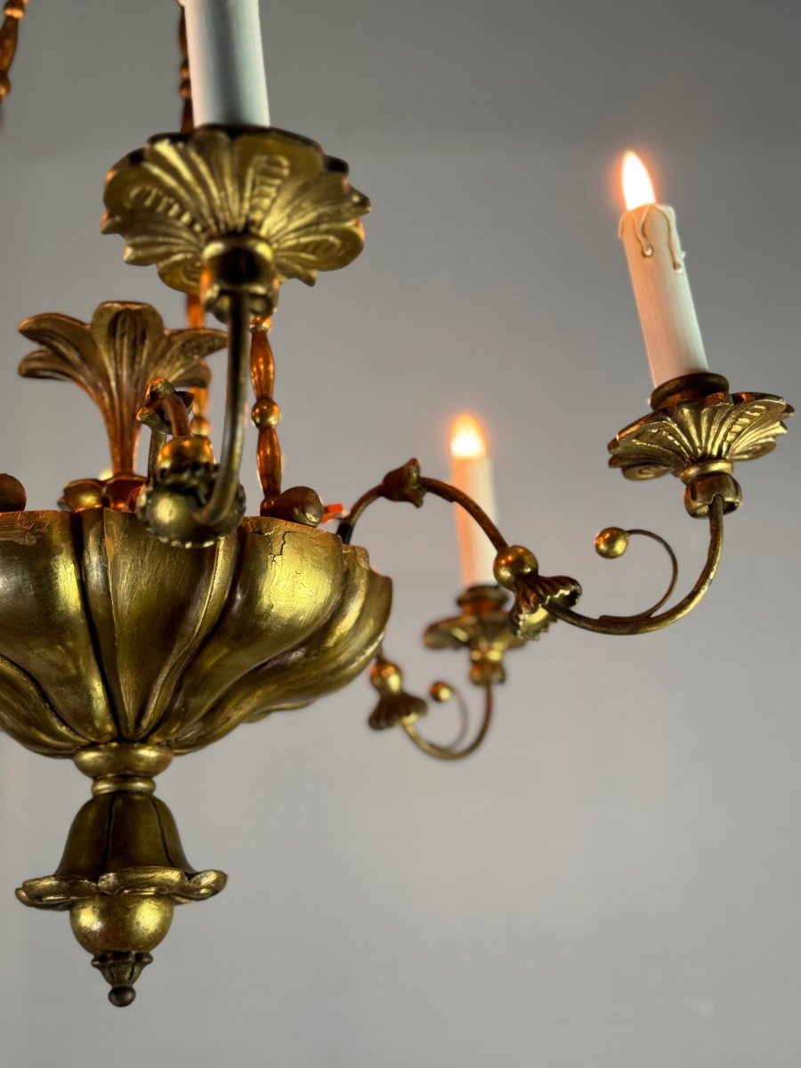 Chandelier In Golden Wood And Brass, Central Europe Circa 1900 -photo-5