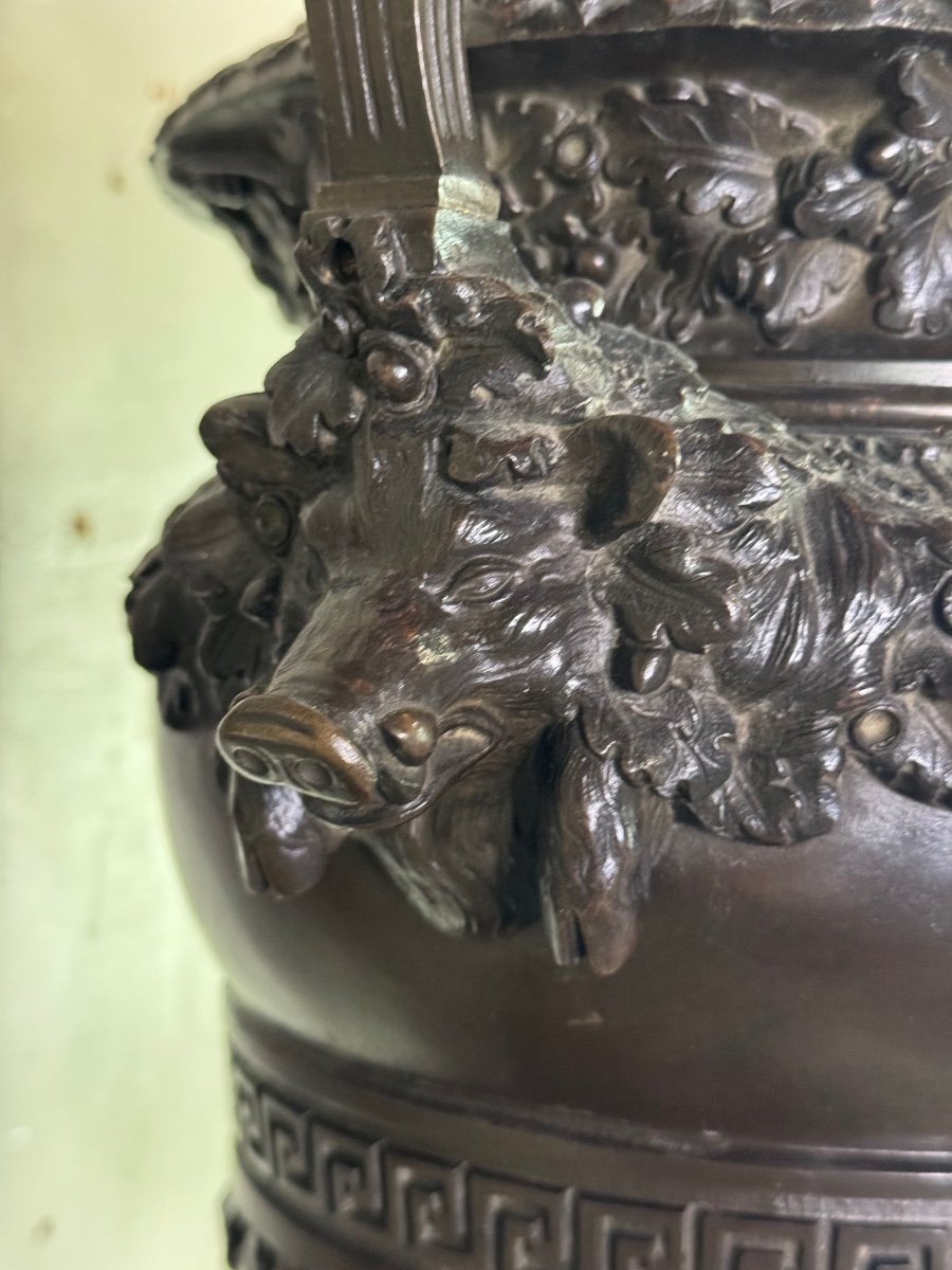 Vase En Bronze Patiné Aux Anses Surmontées De Bustes Bicéphales XIXème Siècle -photo-4
