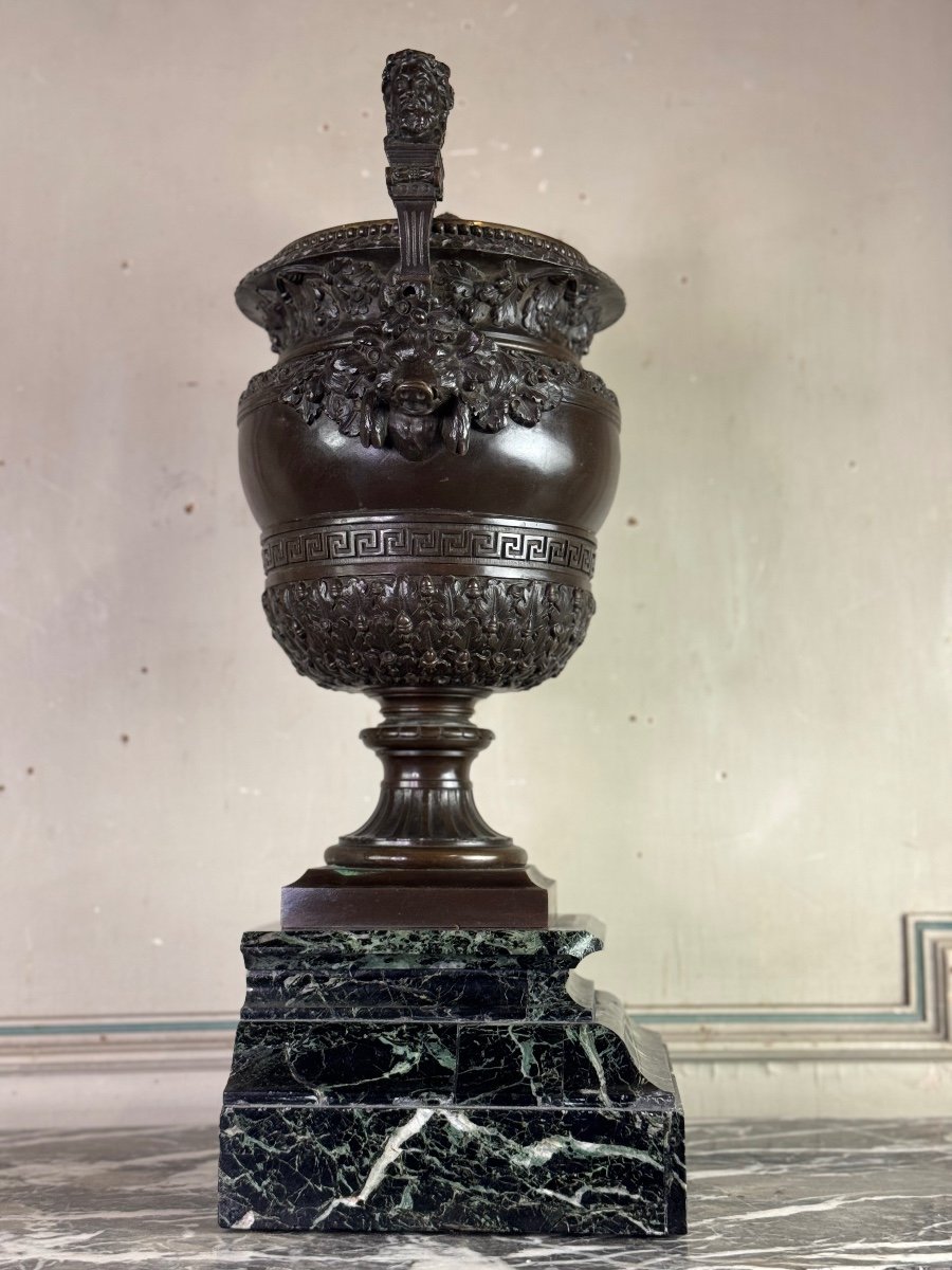 Vase En Bronze Patiné Aux Anses Surmontées De Bustes Bicéphales XIXème Siècle -photo-7