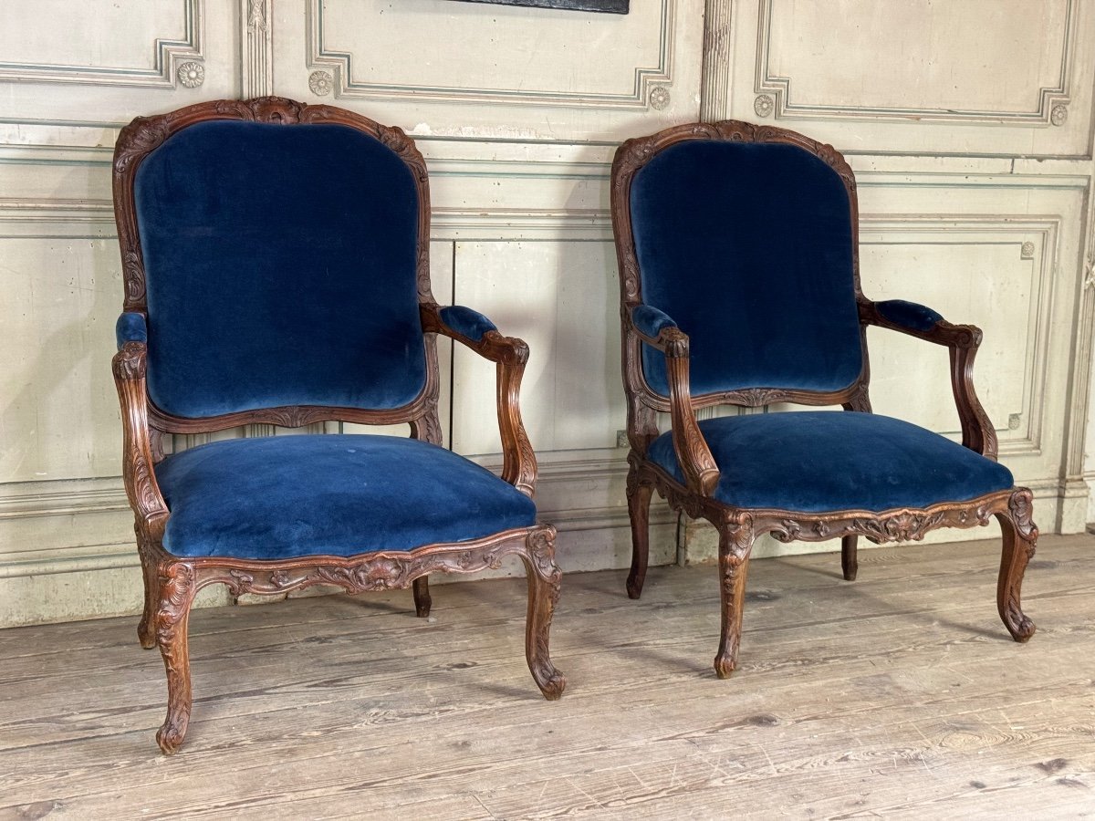 Paire De Fauteuils à La Reine Louis XV En Bois Fruitier Sculpté, Début Du XVIIIème Siècle-photo-8