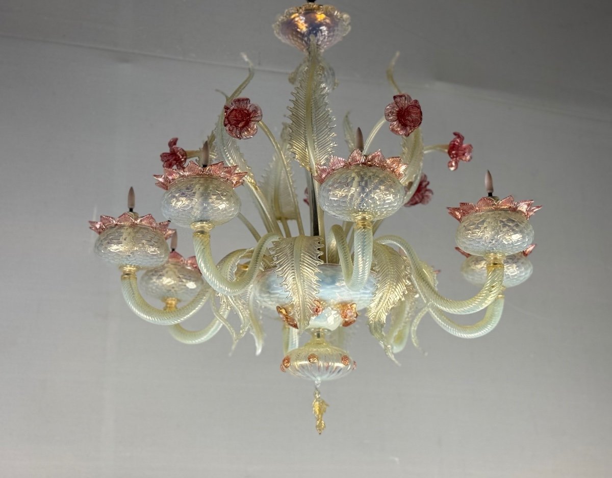 Venetian Chandelier In Opalescent Murano Glass, Gold And Red, 8 Light Arms Circa 1930-photo-4