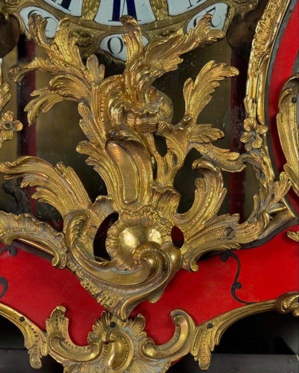 Louis XV Wall Clock And Console In Red Horn, Movement By Bailly l'Aîné, Paris -photo-3