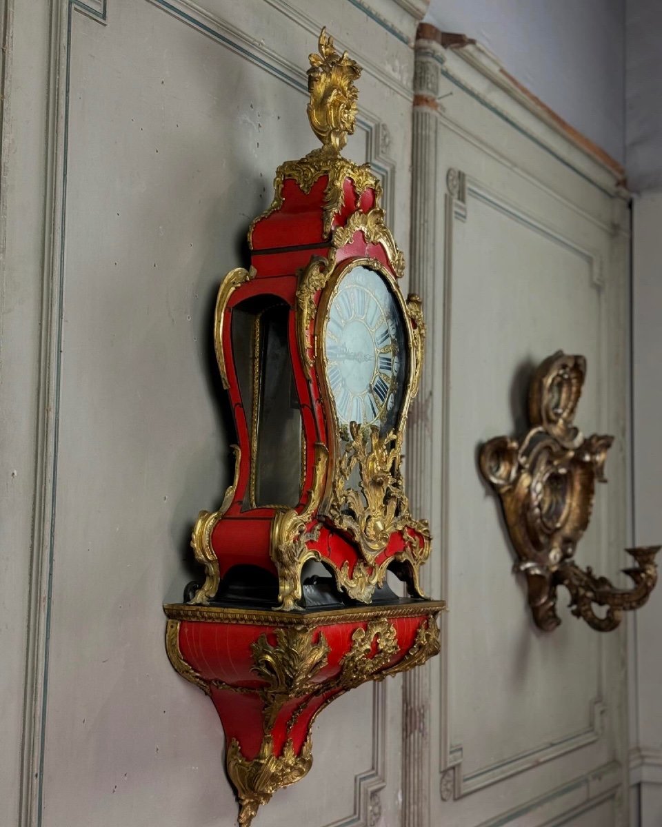 Louis XV Wall Clock And Console In Red Horn, Movement By Bailly l'Aîné, Paris -photo-4