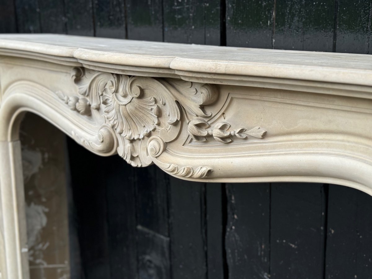 Louis XV Style Fireplace In Limestone Circa 1900-photo-4