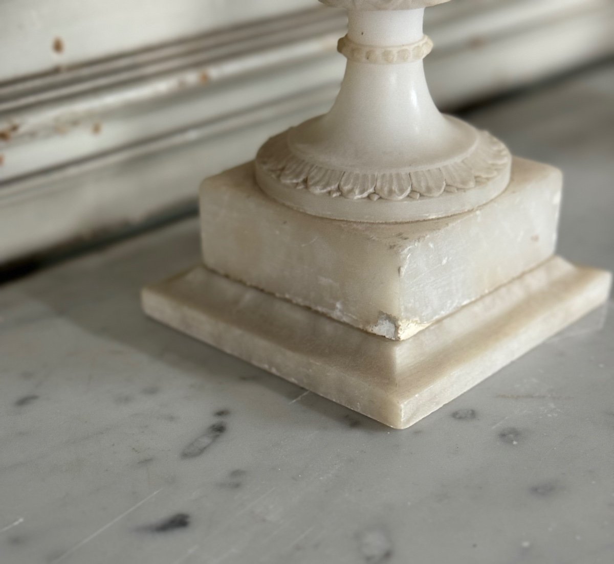 Pair Of Alabaster Vases, Italy Circa 1880-photo-3