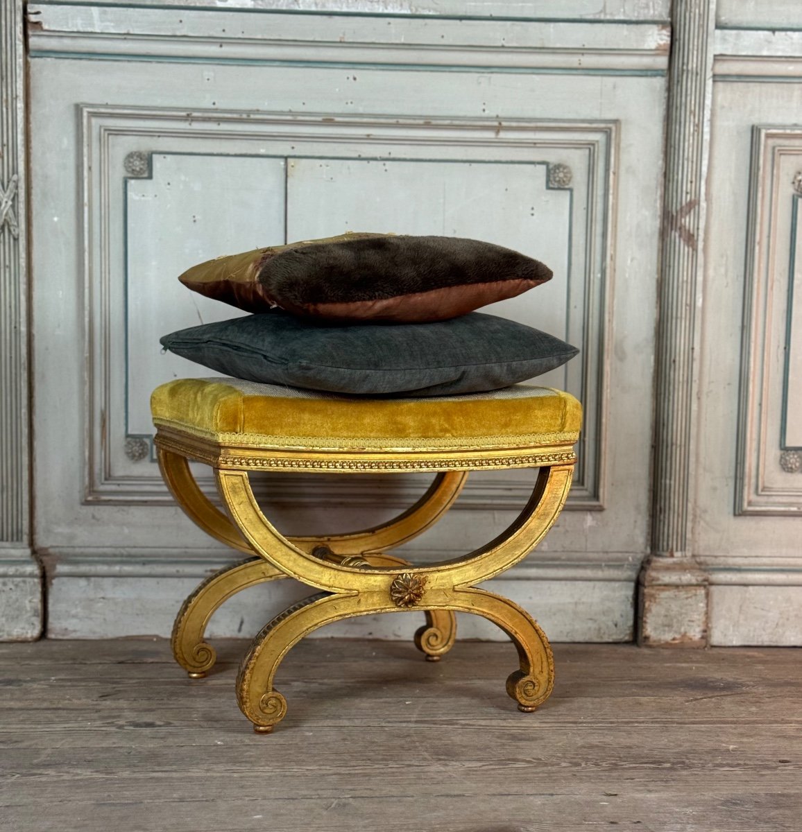 Tabouret En Bois Sculpté Et Doré De Style Louis XVI Vers 1880-photo-1