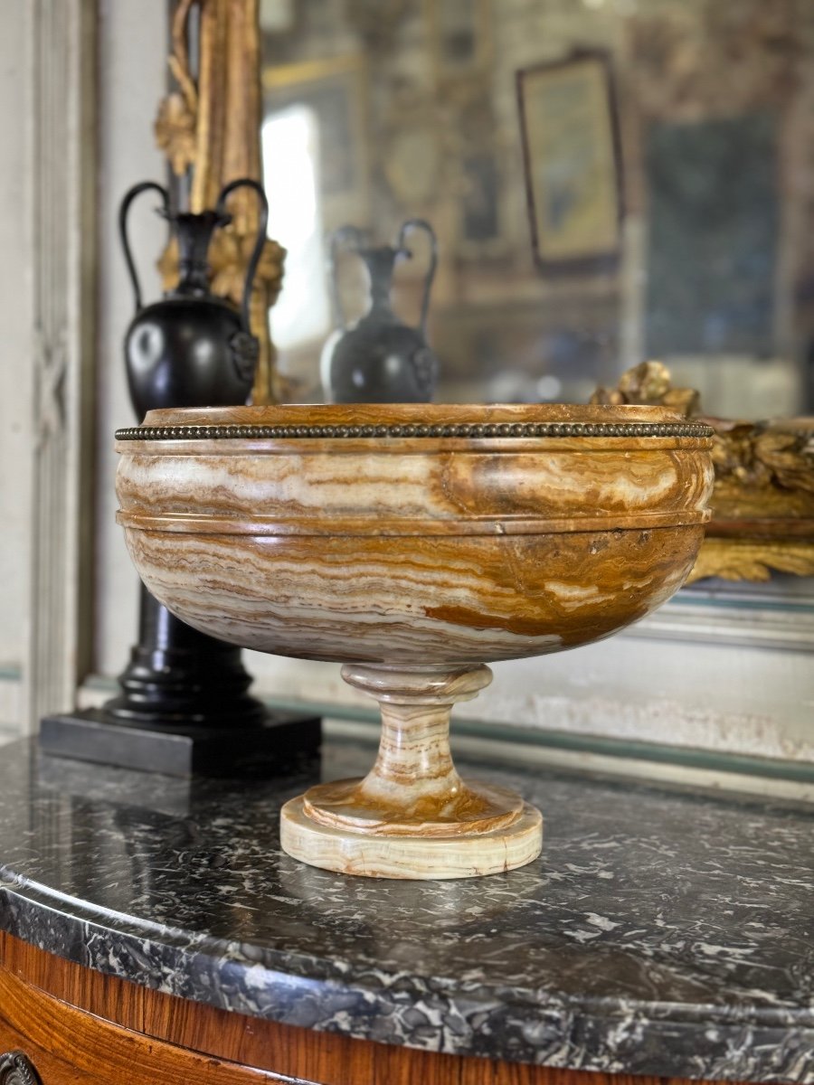 Coupe Profonde En Onyx Et Perles De Bronze Vers 1900-photo-1