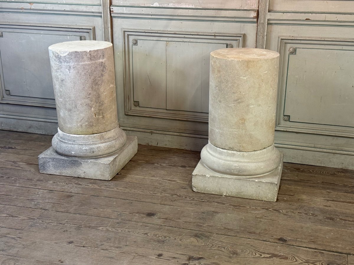 Pair Of Limestone Columns, Circa 1940 -photo-2