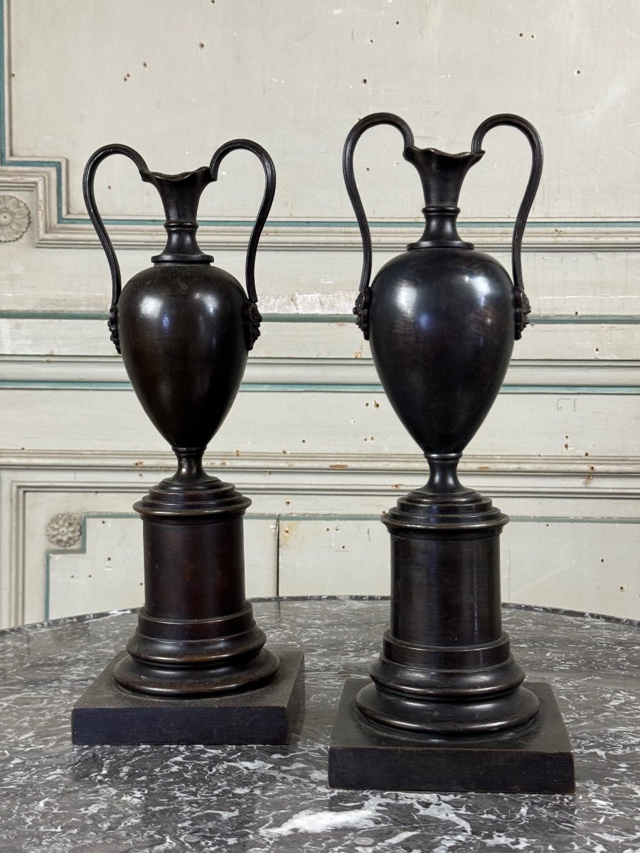 Paire De Vases En Bronze Patine Noire, XIXème Siècle -photo-8