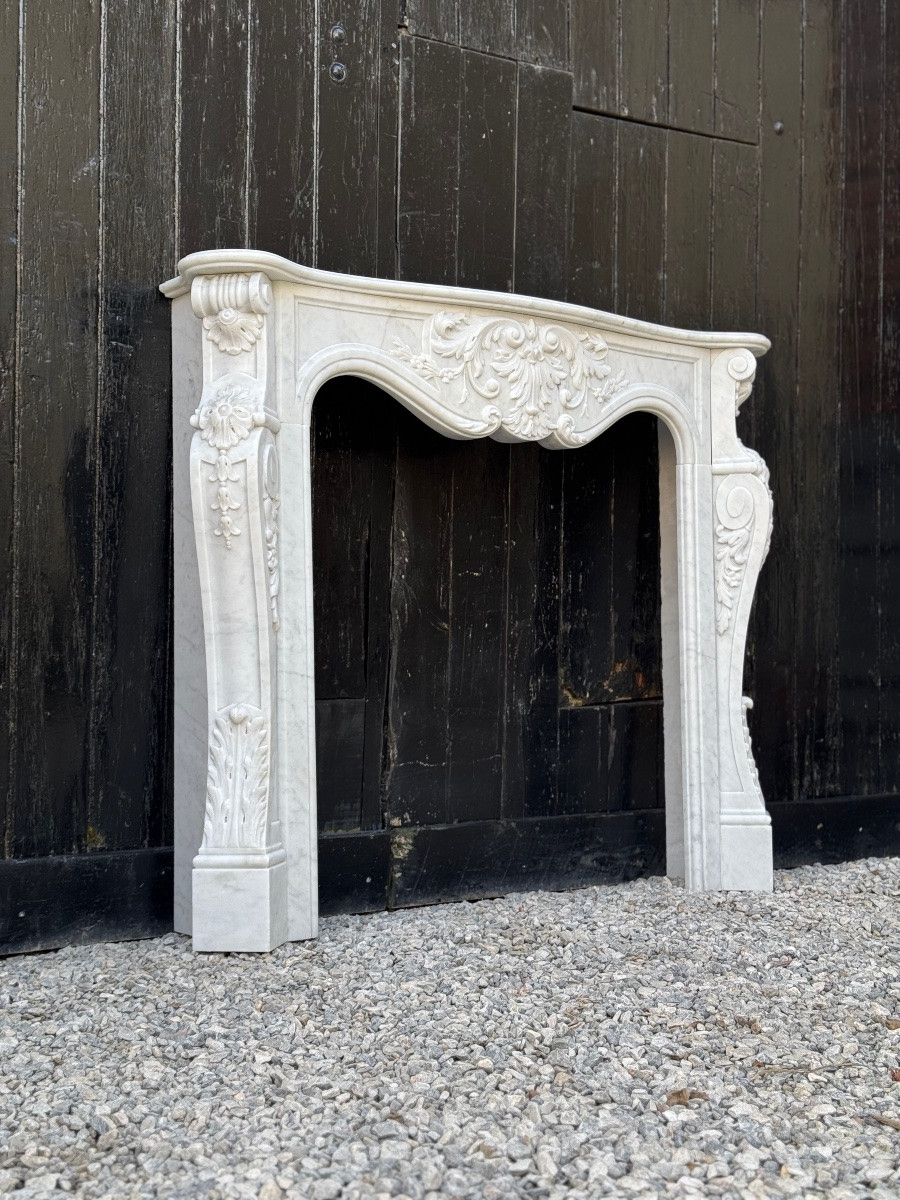 Louis XV Style Fireplace In Carrara Marble, Circa 1980 -photo-4