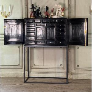 Antwerp Cabinet In Ebony And Bone, 17th Century 