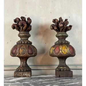 Paire De Pots à Feu En Bois Sculpté Et Polychromé, XVIIIème Siècle 