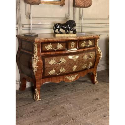 Regency Style Chest Of Drawers In Marquetry