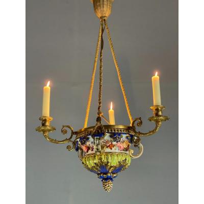 Lustre En Porcelaine, Trois Bras De Lumière En Bronze Et Cuivre Doré, XIXéme Siècle 