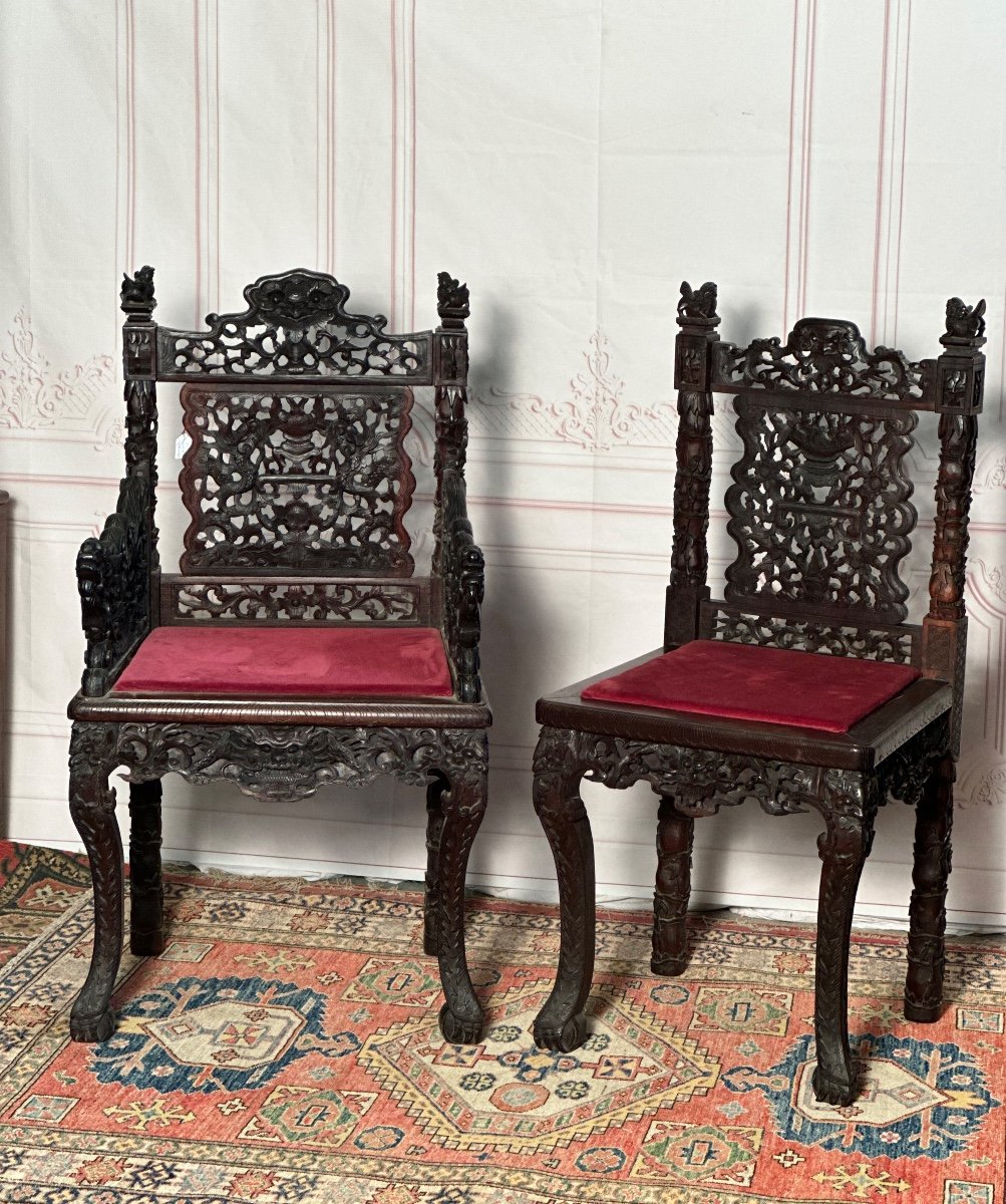 Chinese Armchair With Decors Of European Influence 19 Centuries