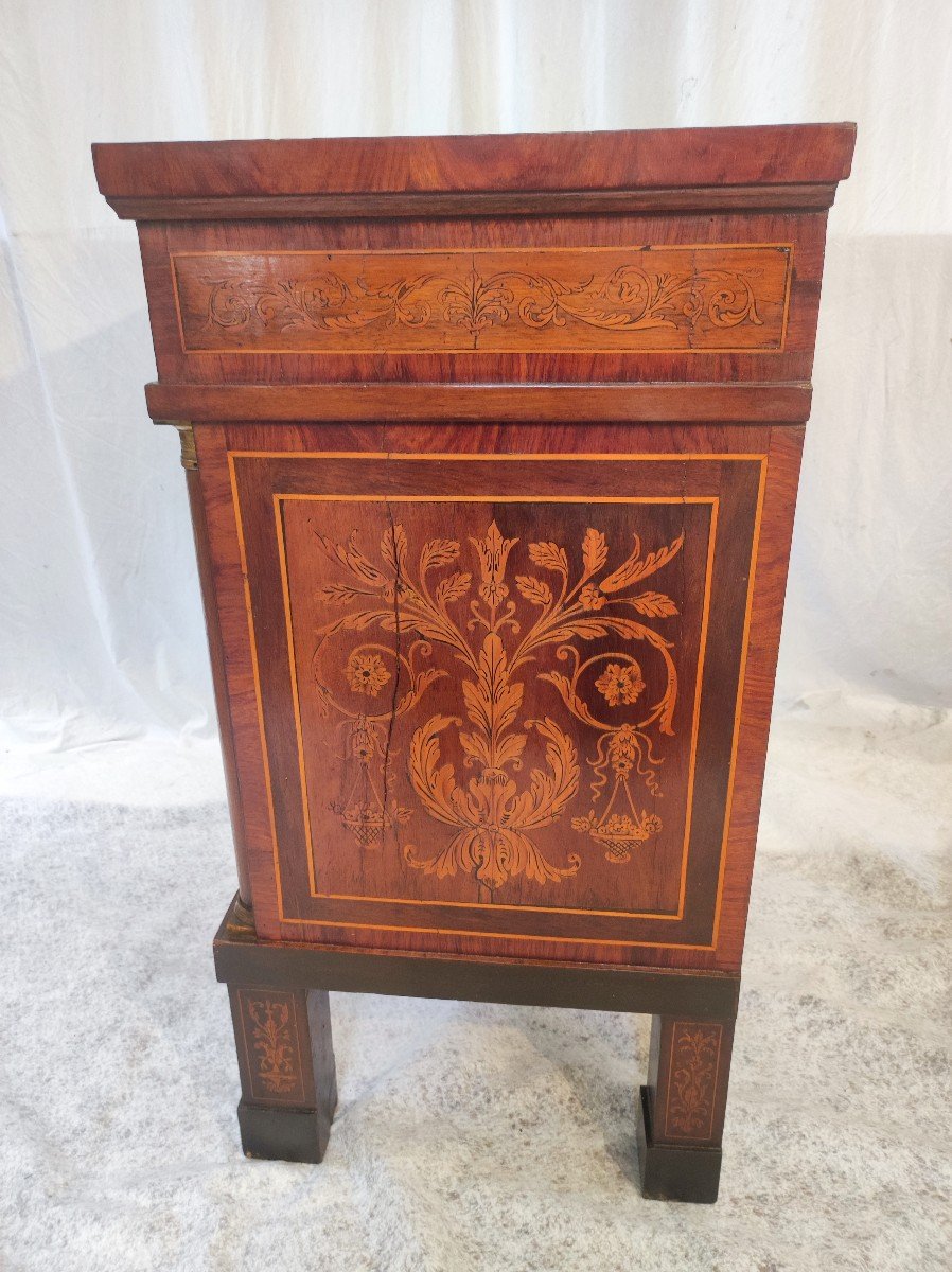 19th Century Italian Commode-photo-1