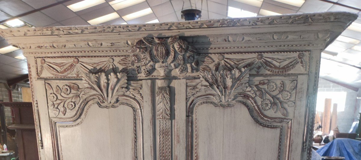 Eighteenth Century Rechampie Wedding Cabinet-photo-3