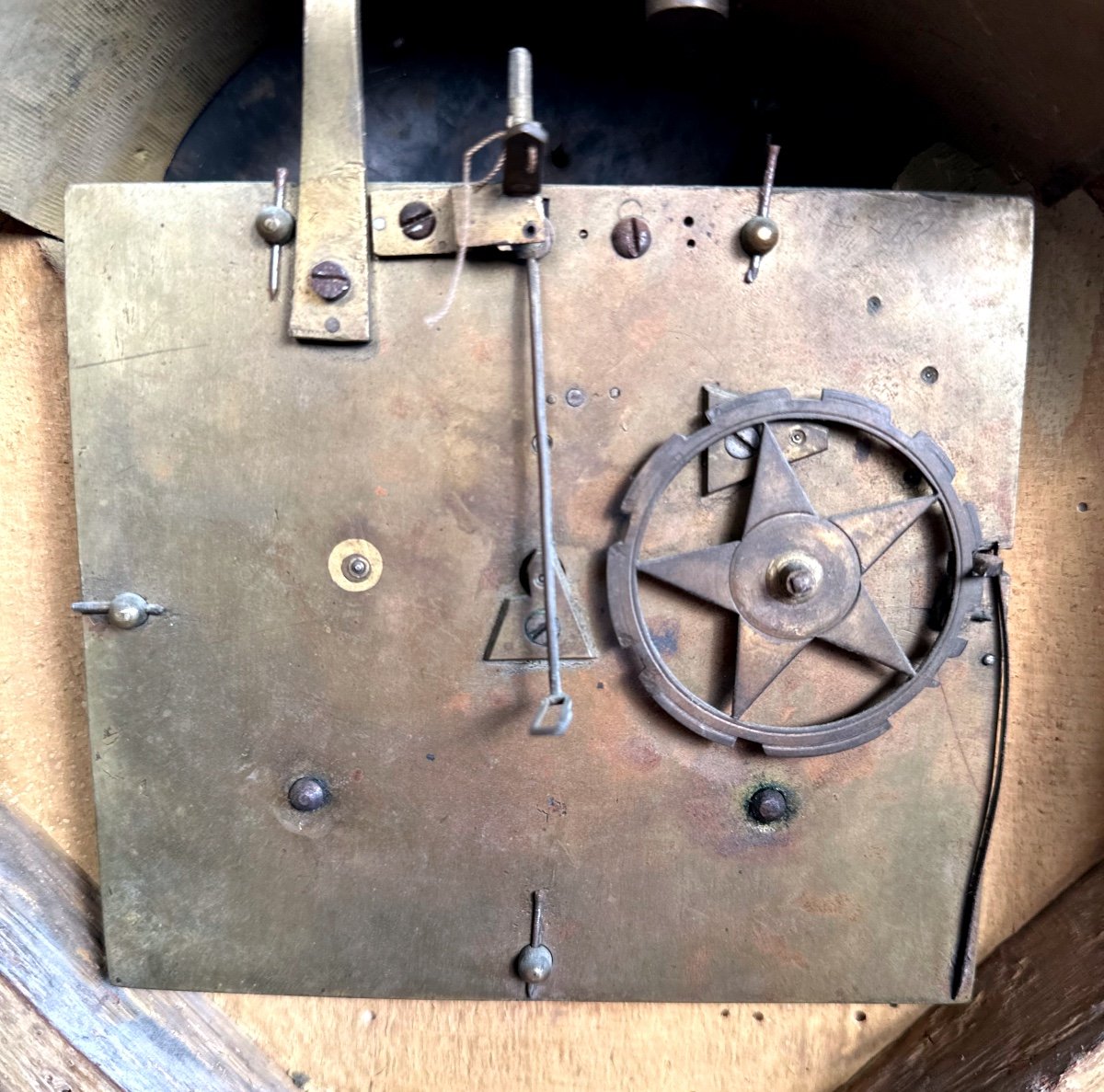 18th Century Gilded Wooden Wall Clock -photo-2