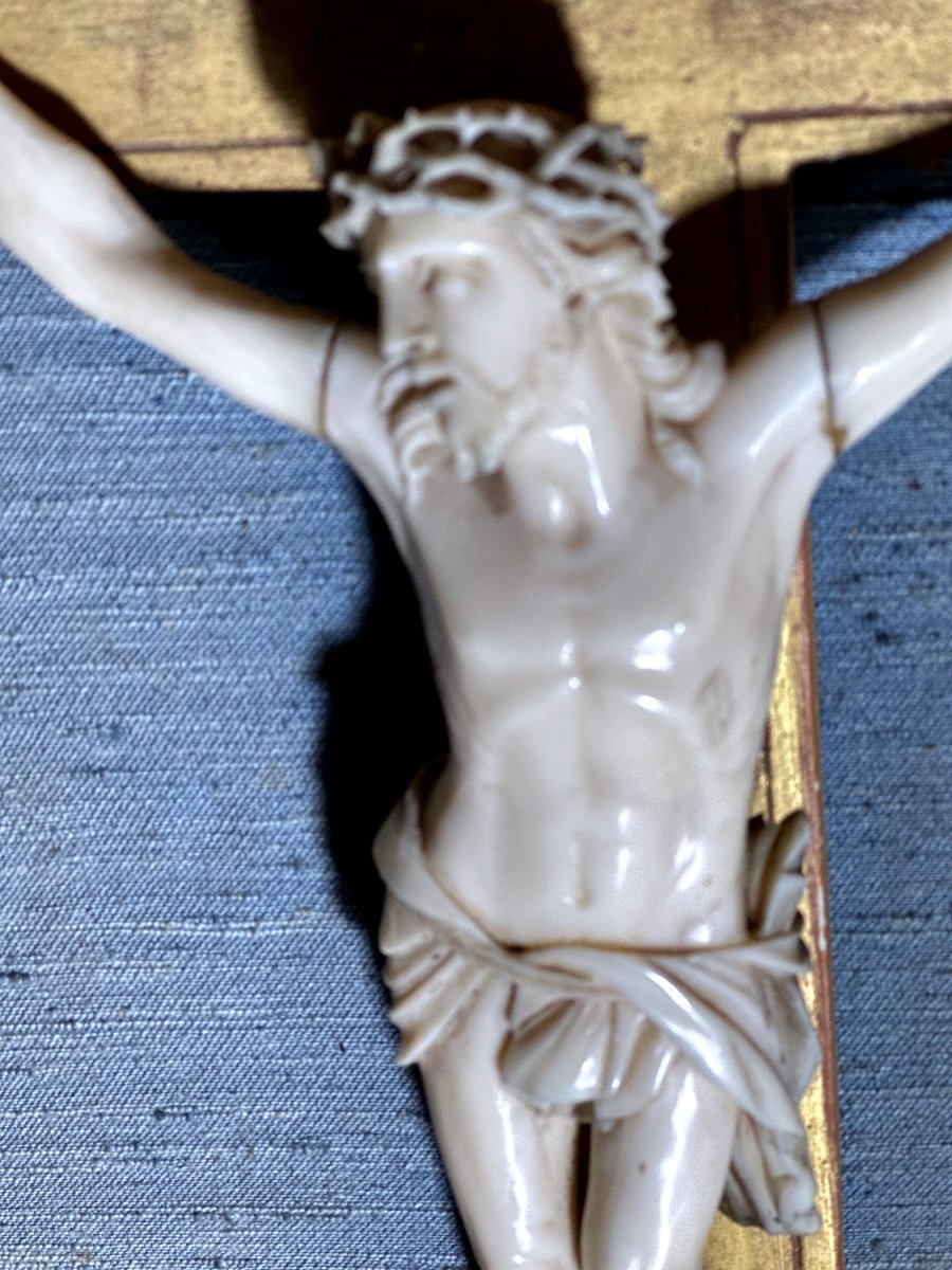 Christ En Ivoire De Morse, Crucifix  sur de Fond De Lit d'époque Louis XV 18e-photo-6