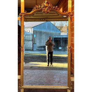 Large Louis XV Mirror In Gilded Wood, 19th Century 