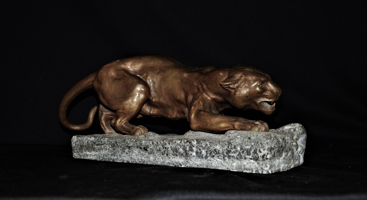 Sculpture en Bronze Lionne-photo-3