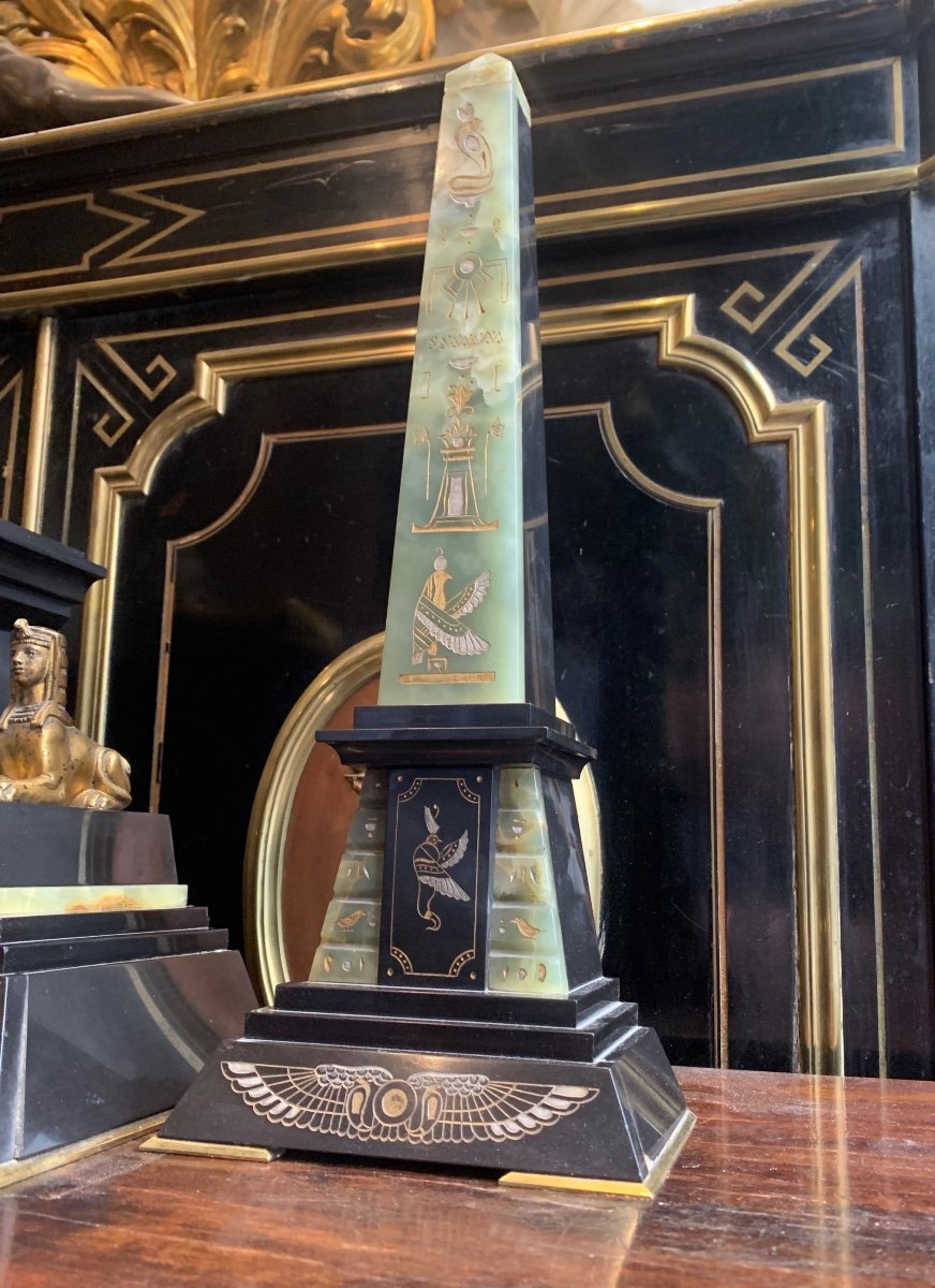 Egyptian Pendulum And Obelisks Garnish 19th Century Onyx Marble And Bronze Sphinx Pyramid-photo-3