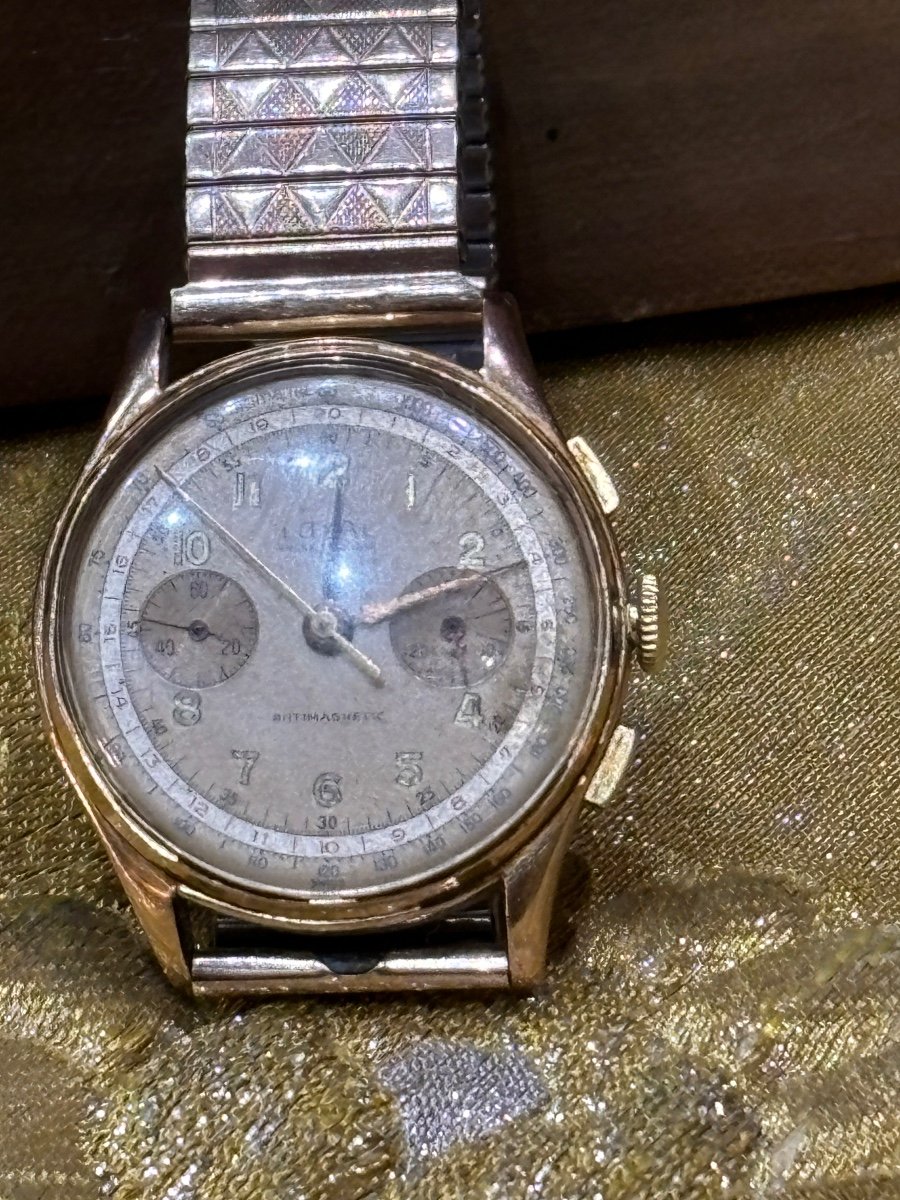 Old Bracelet Watch In 18 Carat Gold Chronograph Loyal Suisse 17 Jewels Anti Magnetic -photo-4