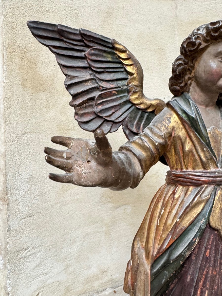 Pair Of Wooden Angels Circa 1600-photo-1