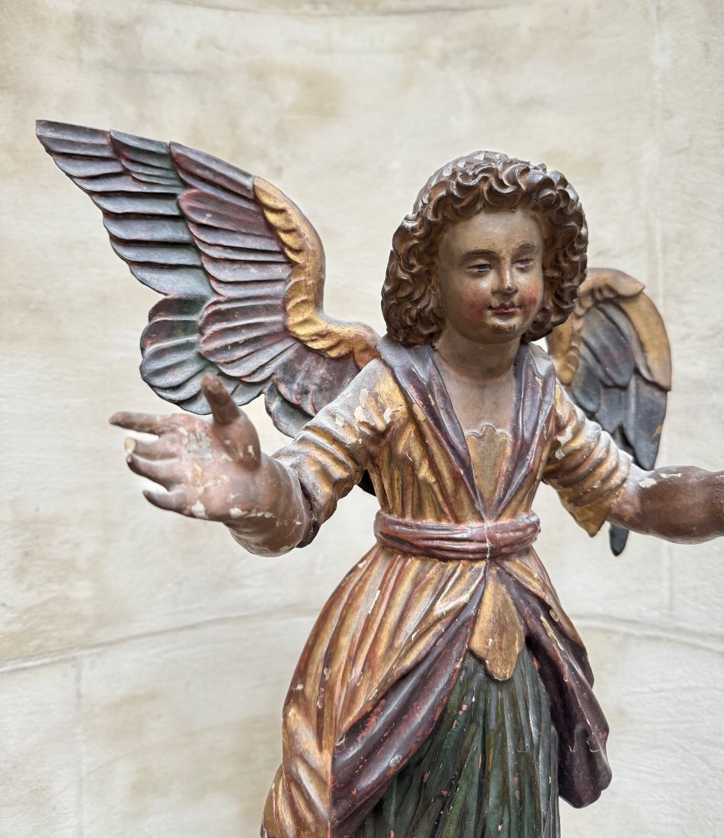 Pair Of Wooden Angels Circa 1600-photo-2