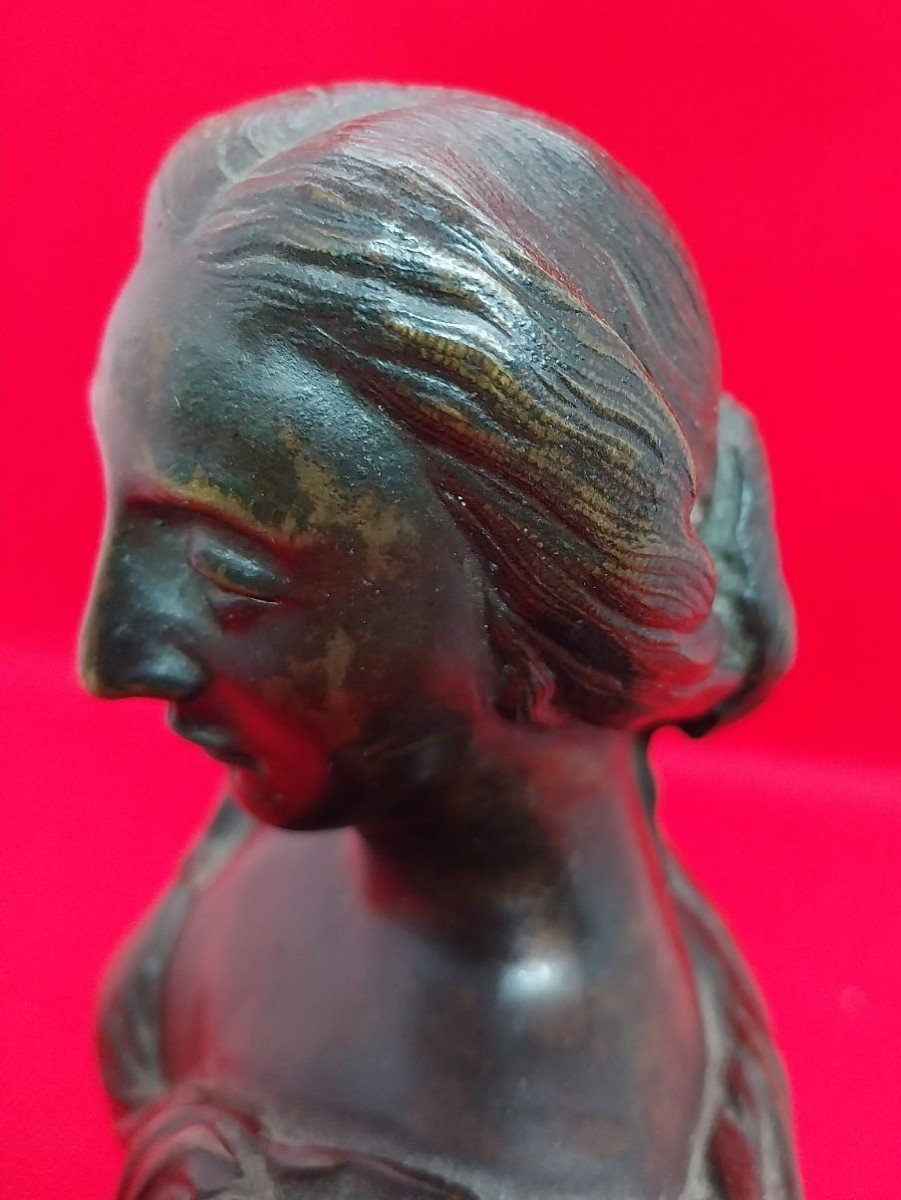 Bust Of Woman In Bronze 18th-photo-1