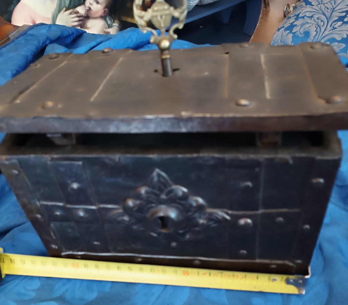 Small Corsair Chest, 17th Century-photo-5