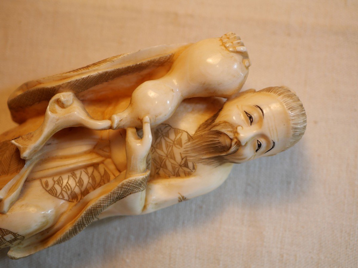 China - Statuette Of Immortal Marine Ivory Okimono Chinese Netsuke Li Tieguai 李铁拐 -photo-1