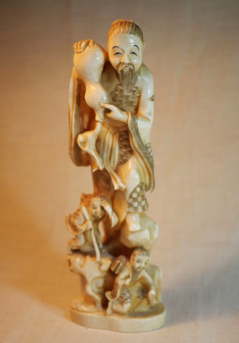 China - Statuette Of Immortal Marine Ivory Okimono Chinese Netsuke Li Tieguai 李铁拐 