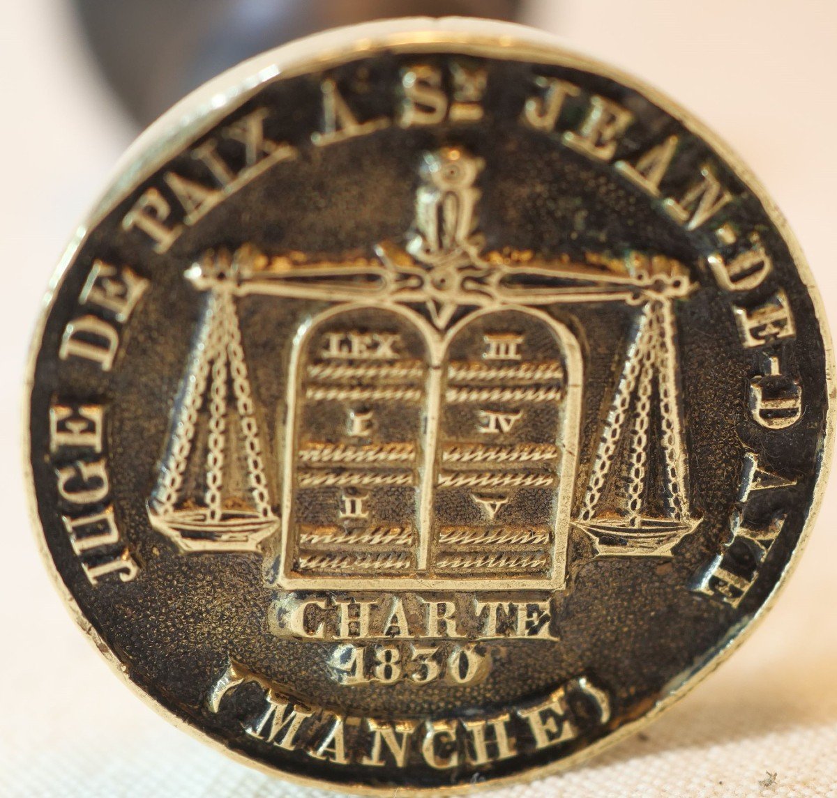 Stamp Of The 1830 Charter Of A Justice Of The Peace In St Jean De Daye Handle Bronze Matrix Sdb24jug001-photo-6